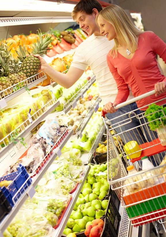 FRUTTA E VERDURA L esposizione della frutta è uno degli indicatori di cura e di qualità di un supermercato ed infatti spesso la zona del fresco si trova in posizione centrale o all entrata del punto