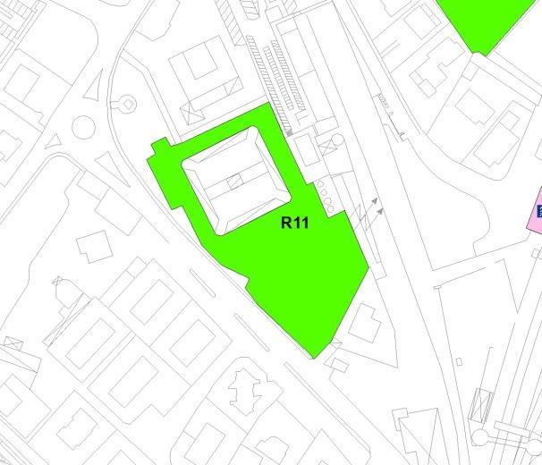 R11 Uso attuale Parcheggio Delimitazione esterna Marciapiedi e aiuole Ubicazione Via Mier