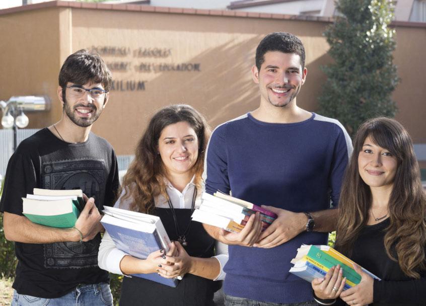 SCIENZE PSICOLOGICHE DELLO SVILUPPO E DELL EDUCAZIONE Il Corso di Laurea o Baccalaureato in Scienze Psicologiche dello Sviluppo e dell Educazione promuove l acquisizione di conoscenze e competenze di