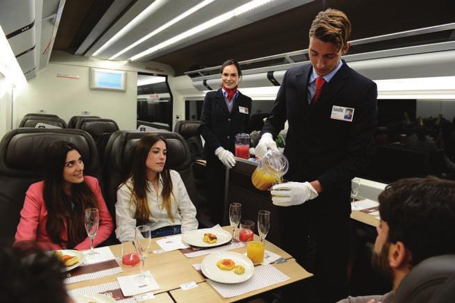 Il Confort e l Esclusività SERVIZI ESCLUSIVI IN VETTURA PASSEGGERI L accoglienza tutta italiana a bordo dei treni Eurocity, l ampia scelta delle proposte enogastronomiche e la personalizzazione dell