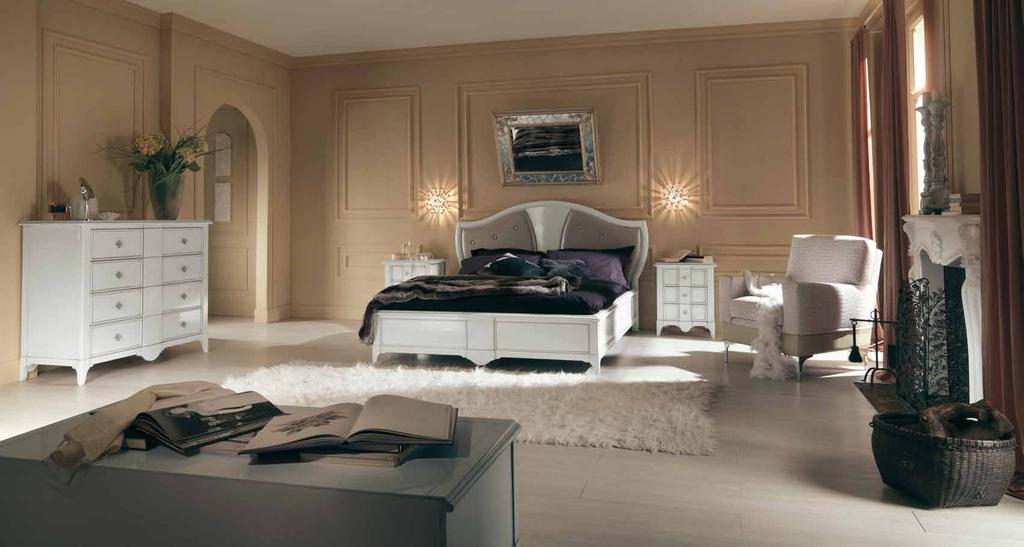 671 680 Letto matrimoniale / double bed with leather 624 672 Comò 4 cassetti / 4 drawers chest l. 194 p. 212 h.