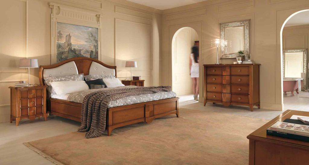 622 630 Letto matrimoniale con testata in pelle / double bed with leather headboard 621 624 Comodino 3 cassetti / 3 drawers bedside cabinet l. 194 p. 212 h.