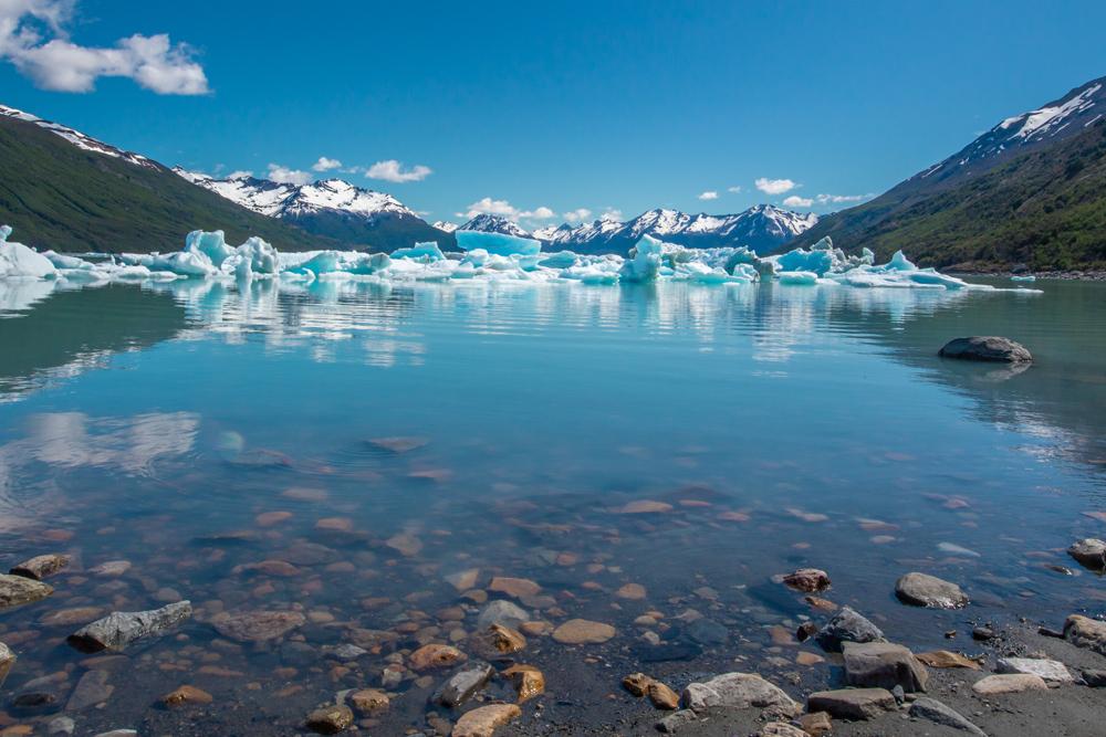 Argentina: Patagonia e Terra del Fuoco Un itinerario che dà il giusto spazio alla conoscenza dei ricchi paesaggi della Patagonia.