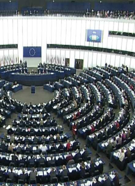 Non è ammessa l espressione del voto di preferenza con indicazioni numeriche. Aula del Parlamento Europeo LISTA N.