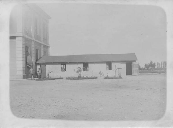 Croce Rossa Italiana - Comitato di Sezione di Bergamo - Ospedale da Guerra n. 7 - Edificio -- Castions di Strada Non identificato Link risorsa: http://www.