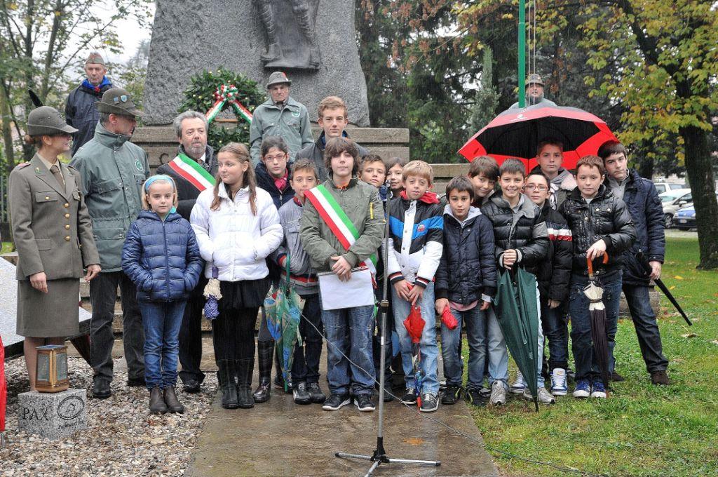 Consiglio Comunale dei Ragazzi Lo sportello psicopedagogico ha lo scopo di fornire alle insegnanti e ai genitori un