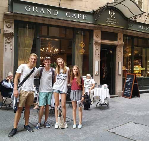 04 mercoledì Lezione oltre le mura: al "Grand Café al Porto" a Lugano Una "scappata" in città con il docente per sapere