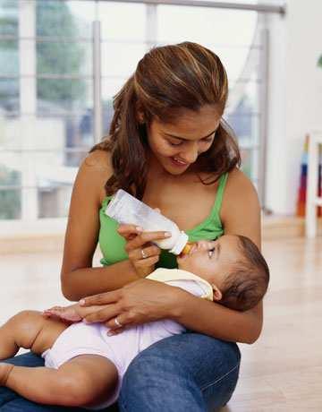 promuovere l allattamento al seno e di proteggere le donne gravide e quelle che allattano contro ogni tipo di influenza esterna che potrebbe comprometterlo. (Dichiarazione congiunta O.M.S. U.N.I.C.E.