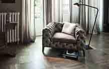 14 cm Il divano non è sfoderabile. Può essere realizzato solo nelle seguenti pelli: Pelle First, Pelle B, Pelle A Pelle cliente massimo spessore 1,3 mm.