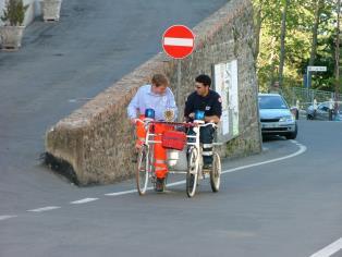 dialisi) La richiesta dovrà contenere l attestazione dell impossibilità al trasporto con mezzi ordinari.