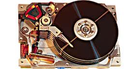 che può essere letta/scritta su disco (512B 8kB) settore traccia blocco 43 Hard disk struttura L indice del contenuto del disco è solitamente scritto nella