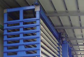 Pallet exchanging system Sistema di cambio pallet.