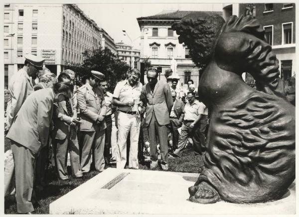 Mantova - Inaugurazione del monumento a Merlin Cocai - Gianni Usvardi, sindaco di Mantova Bottardi, Romano Link risorsa: http://www.