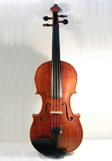 Alcuni esempi di grandi vecchi del passato Antonio Stradivari Muore