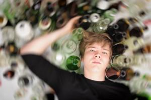 I gusti dei giovani in tema di alcol vedono sempre più aumentare le preferenze per superalcolici,