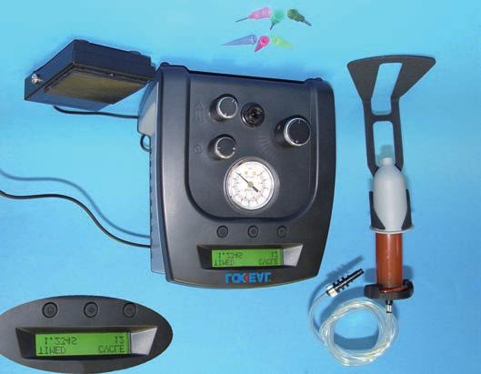 Sistemi di dosaggio DE4E Dosatore a Siringa Controllo accurato di tempo e pressione. Utilizza una siringa come serbatoio di prodotto. Permette una perfetta riproducibilità di microgocce.