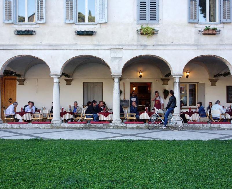 Ingresso al Museo della Grande Guerra di Gorizia, che si sviluppa nei sotterranei delle