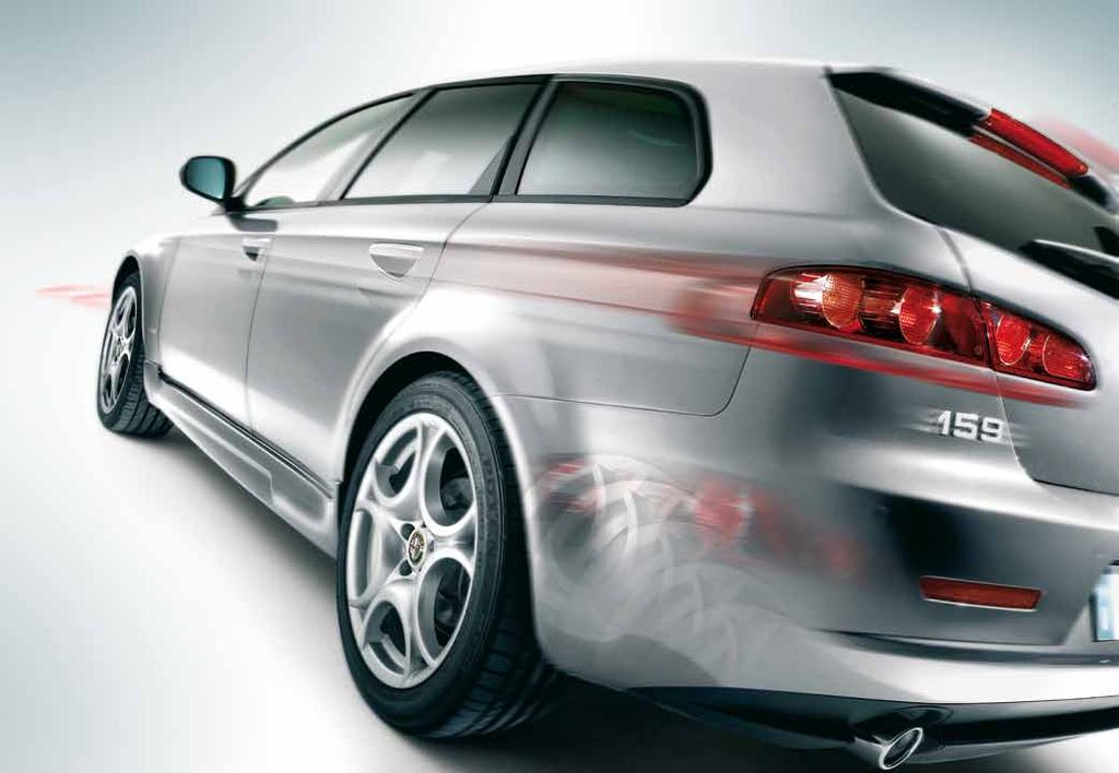 www.alfaromeo.com Alfa Romeo 159 Alfa Romeo 159 Sportwagon Timbro del Concessionario Le illustrazioni e le descrizioni di questo catalogo si intendono fornite a titolo indicativo.