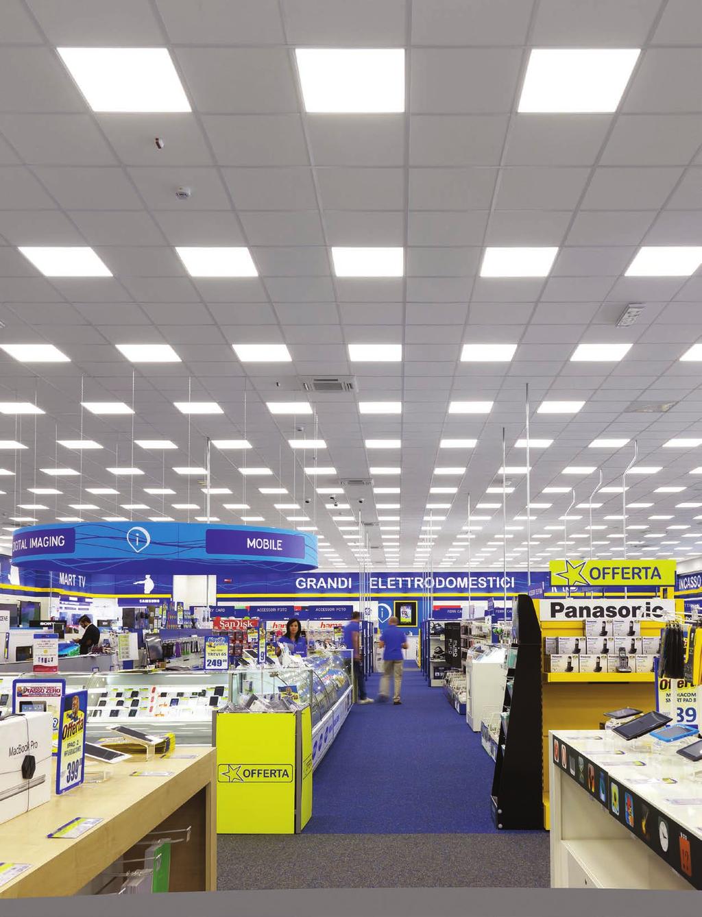 Professional Panel Light Serie di apparecchi a LED per aree comuni, corridoi, scale, laboratori, strutture sanitarie, sale riunioni, negozi, adatte per controsoffitti a vista.