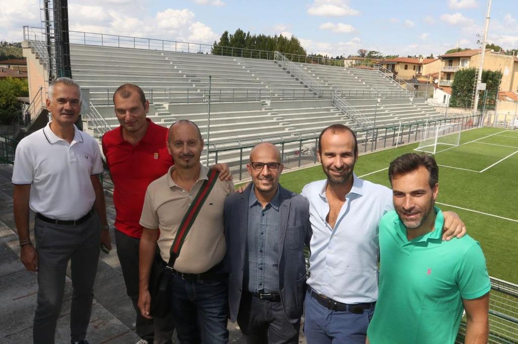 tribuna scoperta) la convenzione con il Comune di Firenze per la gestione dello stadio Bozzi