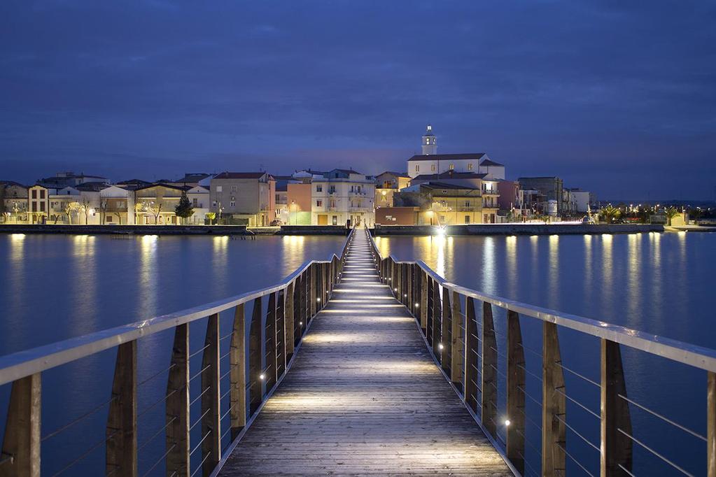 PROGRAMMA 1 giorno: Lago di Lesina Arrivo in stazione a Foggia. Trasferimento in pullman al lago di Lesina per una prima dolce escursione.