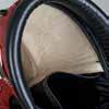 Cinturino regolabile sul gambale / Adjustable strap on the leg Fodera in pelle per maggior traspirabilità e comfort / Leather lining for more breathability and comfort Upper: full grain greasy