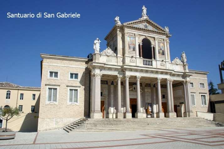 Santi di ieri e di oggi Quest anno un pellegrinaggio in quaresima che intitoliamo: santi di ieri e di oggi.