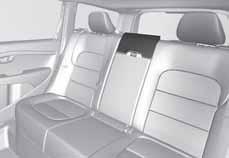 03 Ambiente di guida Sedili 03 e gli specchi retrovisori esterni 3. Procedere come segue: Regolare il sedile nella posizione desiderata.