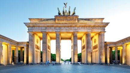 GERMANIA Colora sulla cartina la Germania La Germania è una repubblica federale, costituita da 16 Stati detti Laender che hanno molta autonomia. La capitale della Germania è Berlino.