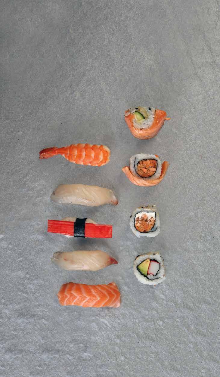 Sushi B1 Misto sushi * (5 nigiri + 4 uramaki) B1S Misto sushi solo salmone * (5 nigiri + 4 uramaki) B3 Misto sushi e sashimi * (5 sashimi + 3 nigiri + 3