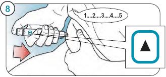 Usi il pollice per premere in maniera costante il pulsante di iniezione fino in fondo finché si ferma.
