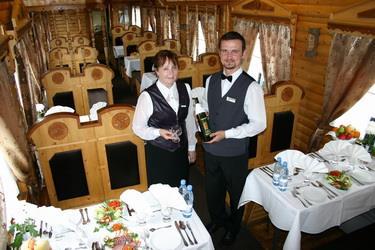 Carrozze ristorante Il Grand Trans-Siberian Express è provvisto di due vagoni ristorante che servono la