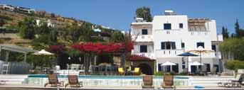 HOTEL ROSES BEACH 2 H + Parikia / www.asteriasparos.com Posizione: situato a 300 m dalla spiaggia di Livadia e 10 minuti di cammino dal centro di Parikia.