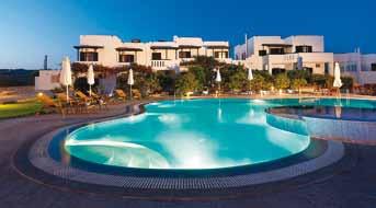 Milos HOTEL SANTA MARIA VILLAGE 3 H Adamas / www.santamaria-milos.gr Posizione: situato nella zona di Adamas a 350 m dalla spiaggia, 1 km dal porto e 5 km dalla città di Plaka.