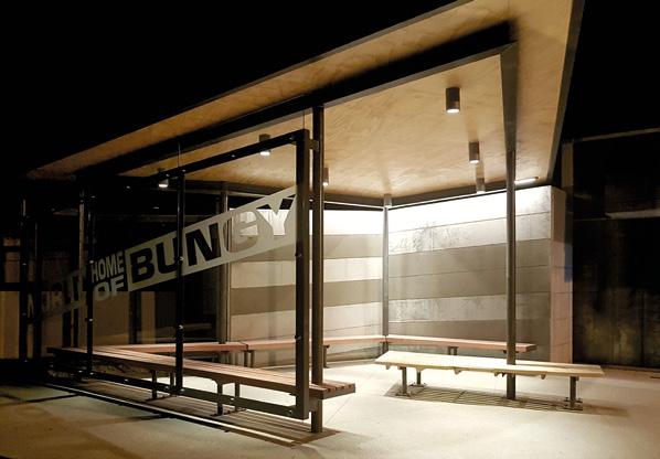 Aj Hackett Bus Shelter, New Zealand Targetti NZ STAGE TONDO Soffitto Struttura in alluminio pressofuso EN AB-47100 ad elevata resistenza all ossidazione. Viti a brugola in acciaio INOX A4.