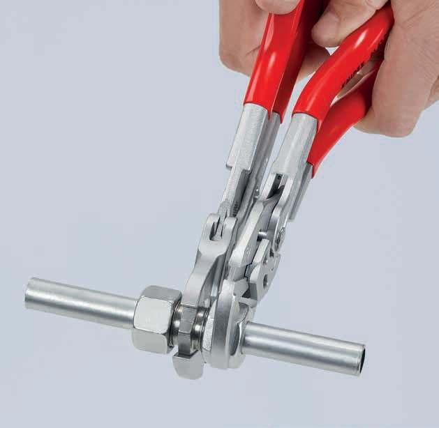 pinza e chiave in un unico utensile > utensile regolabile per avvitatura; particolarmente adatta anche per serrare, sostenere,