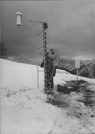 LA NASCITA DELLA RETE METEOIDROGRAFICA La rete automatica regionale prende avvio nel 1984 grazie alla collaborazione tra differenti Enti regionali.