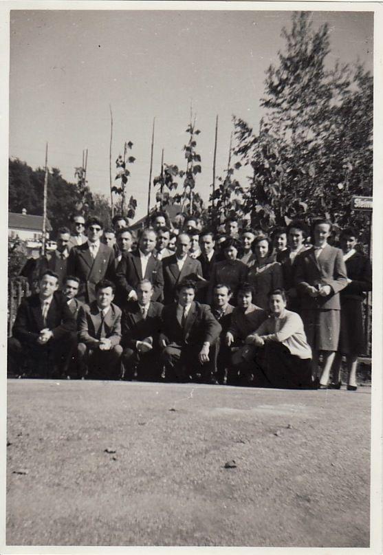 Fig. 3 Pfäffikon, Canton Zurigo 22 agosto 1957: visita del parroco di Telve agli