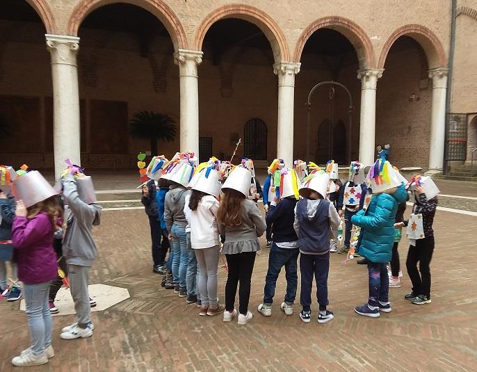 Tutti per uno, uno per tutti! È questo il patto che noi giuriamo nei giorni belli, negli anni brutti.