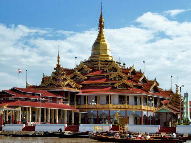 Visita al complesso di Indein Pagoda, raggiungibile in barca attraverso lo stretto torrente Inn Thein.