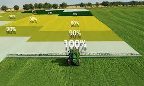 è l applicazione di strategie (dalla conoscenza) e tecnologie (alla soluzione) per la gestione della variabilità associata a tutti gli aspetti della produzione agricola, in