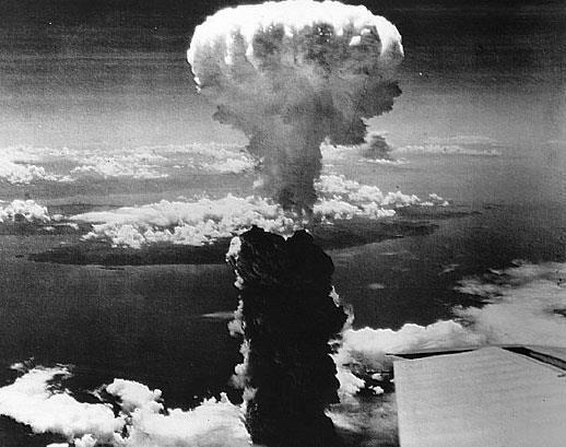 400.000 BOMBE DI HIROSHIMA AL GIORNO 356 giorni all anno