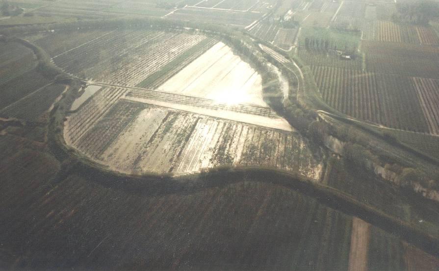 PROTEZIONE - LE MISURE IN CONCRETO Obiettivo specifico: Garantire e migliorare l efficacia idraulica e ambientale dei corsi d acqua del