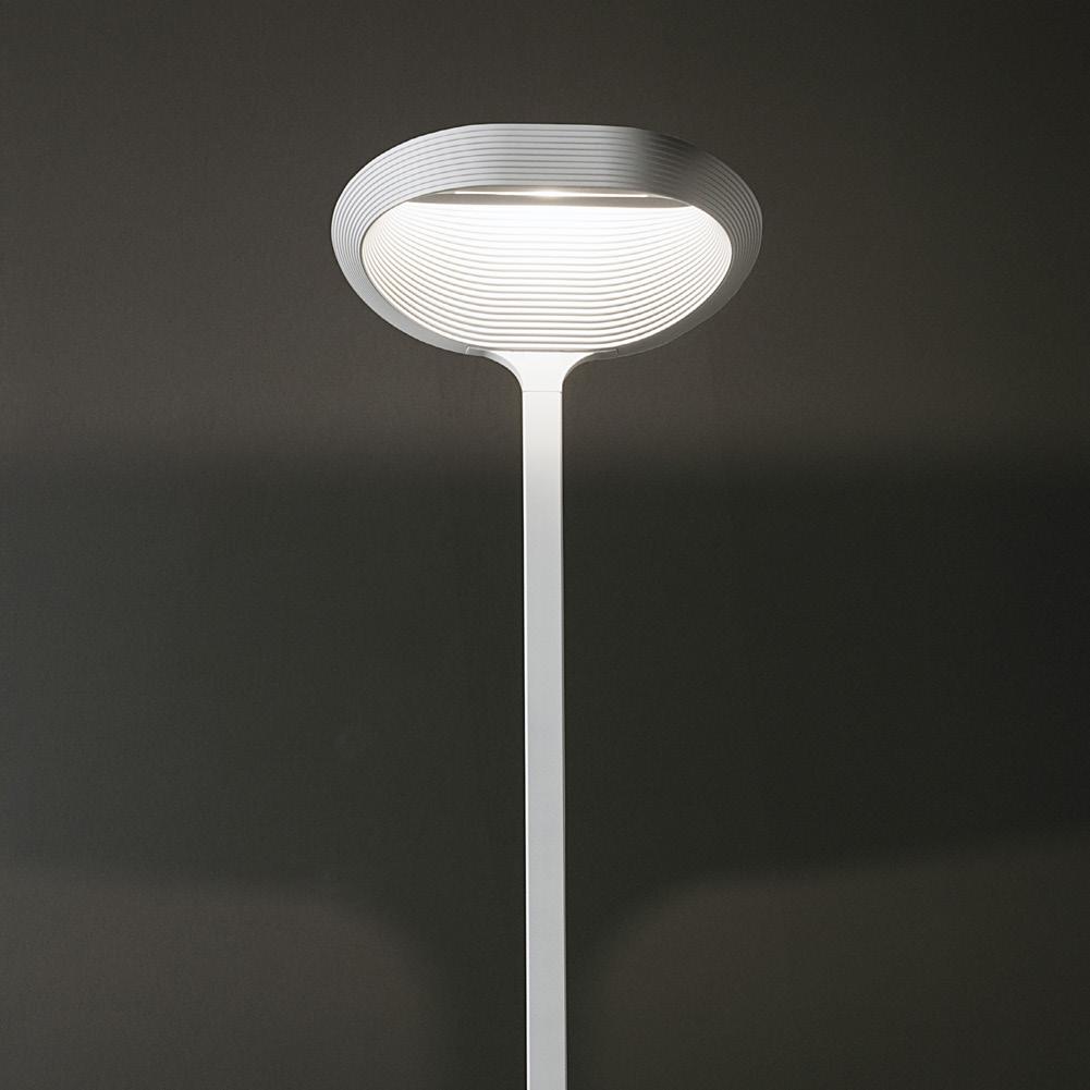 terra 190 cm 74 3/4 33 cm Ø 30 cm 13 Ø 11 3/4 codice RI 80 221 codice RI = 95 221H terra luce diffusa e indiretta 9,0 Kg alimentatore elettronico dimmerabile integrato dimmer rompifilo elettronico