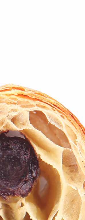 64crt/bnc Cuocere 23-25min a 160 C S3923 Pain au chocolat (burro 16%) 75g - 100pz/crt - 40crt/bnc Cuocere