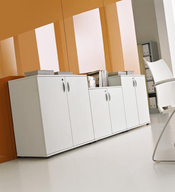 / The melamine cabinets are available in three different height: cm