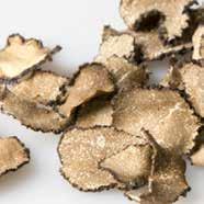 Sliced truffle in oil (summer truffle) Tartufo estivo in salamoia Whole truffle in brine (summer truffle) Cod.