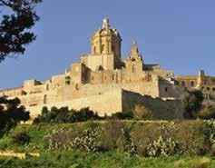 Rientro in hotel per la cena e il pernottamento. Mdina. La prima cosa che colpisce di Mdina, antica capitale dell isola, è la tranquillità, cosa che le valse il soprannome di città silenziosa.