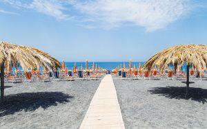 Bar e ristorante sulla spiaggia Collocato direttamente sulla