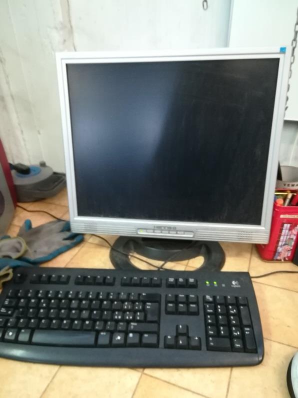 Oggetto: n 8 Monitor 80 (10 cad)